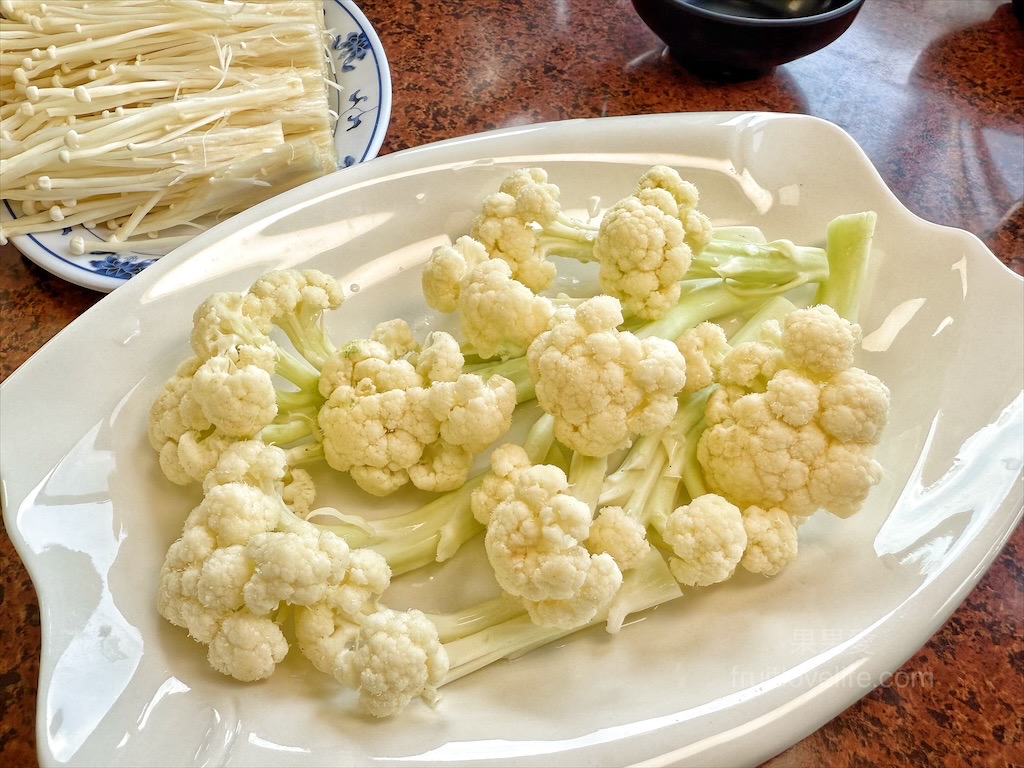 阿晾薑母鴨 | 南投薑母鴨推薦，薑母鴨、胡椒全鴨還可以一鍋兩吃，山泉水養殖吳郭魚、現撈泰國蝦，埔里在地美食，TVBS食尚玩家推薦 @果果愛Fruitlove