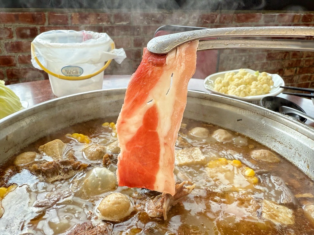 阿晾薑母鴨 | 南投薑母鴨推薦,薑母鴨、胡椒全鴨還可以一鍋兩吃,山泉水養殖吳郭魚、現撈泰國蝦,埔里在地美食,TVBS食尚玩家推薦 @果果愛Fruitlove 阿晾薑母鴨 | 南投薑母鴨推薦,薑母鴨、胡椒全鴨還可以一鍋兩吃,山泉水養殖吳郭魚、現撈泰國蝦,埔里在地美食,TVBS食尚玩家推薦 @果果愛Fruitlove