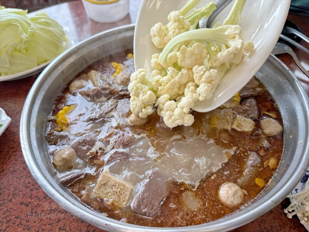 阿晾薑母鴨 | 南投薑母鴨推薦,薑母鴨、胡椒全鴨還可以一鍋兩吃,山泉水養殖吳郭魚、現撈泰國蝦,埔里在地美食,TVBS食尚玩家推薦 @果果愛Fruitlove 阿晾薑母鴨 | 南投薑母鴨推薦,薑母鴨、胡椒全鴨還可以一鍋兩吃,山泉水養殖吳郭魚、現撈泰國蝦,埔里在地美食,TVBS食尚玩家推薦 @果果愛Fruitlove