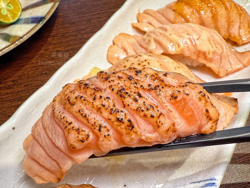 屘壽司 | 台中西屯日本料理,捷運學區壽司、鮮甜生魚片、澎湃海鮮丼、炙燒壽司、寵物友善 @果果愛Fruitlove 屘壽司 | 台中西屯日本料理,捷運學區壽司、鮮甜生魚片、澎湃海鮮丼、炙燒壽司、寵物友善 @果果愛Fruitlove