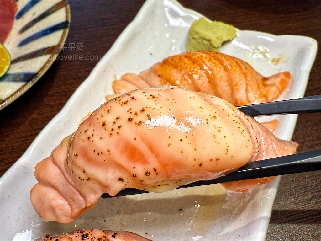 屘壽司 | 台中西屯日本料理,捷運學區壽司、鮮甜生魚片、澎湃海鮮丼、炙燒壽司、寵物友善 @果果愛Fruitlove 屘壽司 | 台中西屯日本料理,捷運學區壽司、鮮甜生魚片、澎湃海鮮丼、炙燒壽司、寵物友善 @果果愛Fruitlove