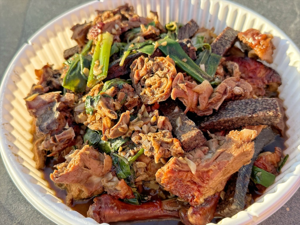 林記北平烤鴨 | 苗栗通霄烤鴨,藏身巷弄鐵皮屋裡的北平烤鴨,鴨皮Q軟,肉質鮮嫩,記得要再點上一份米血 @果果愛Fruitlove 林記北平烤鴨 | 苗栗通霄烤鴨,藏身巷弄鐵皮屋裡的北平烤鴨,鴨皮Q軟,肉質鮮嫩,記得要再點上一份米血 @果果愛Fruitlove