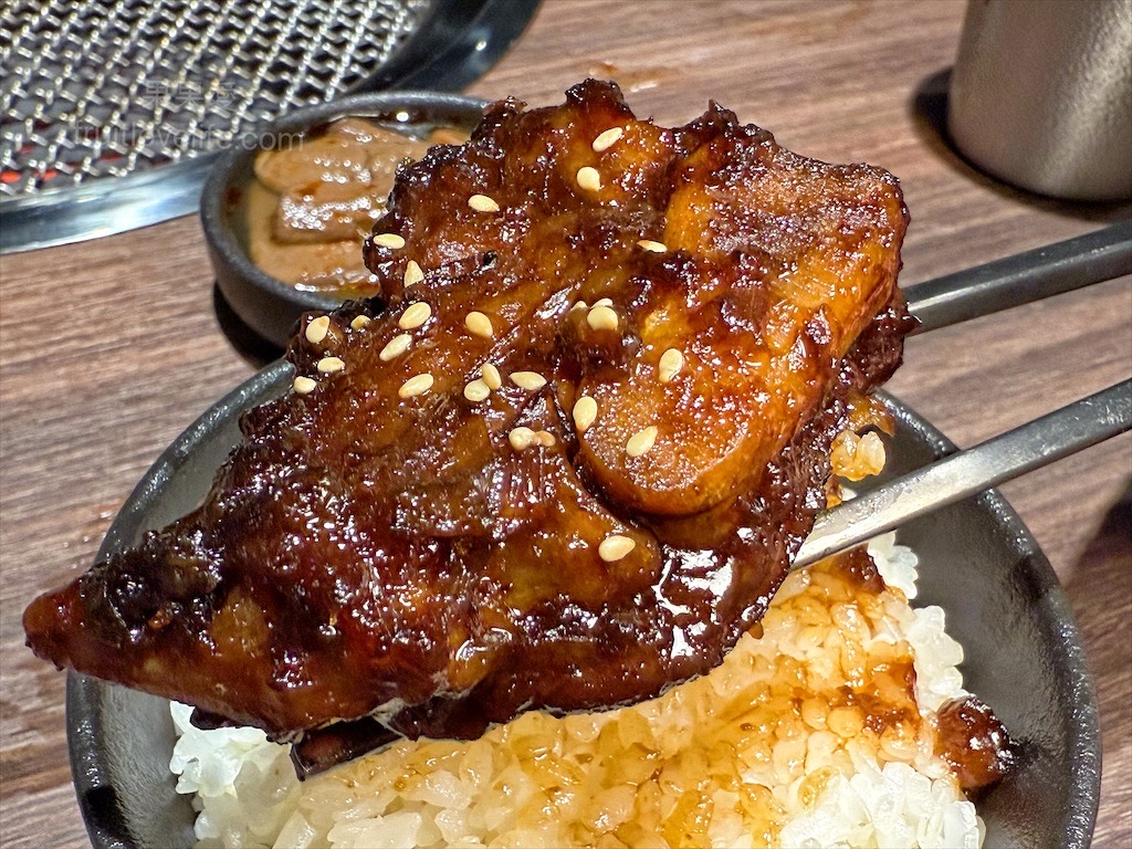 聚貝鄉燒肉.鍋物 | 南投埔里燒肉、火鍋一次滿足,還有豐富的自助吧吃到飽 @果果愛Fruitlove 聚貝鄉燒肉.鍋物 | 南投埔里燒肉、火鍋一次滿足,還有豐富的自助吧吃到飽 @果果愛Fruitlove