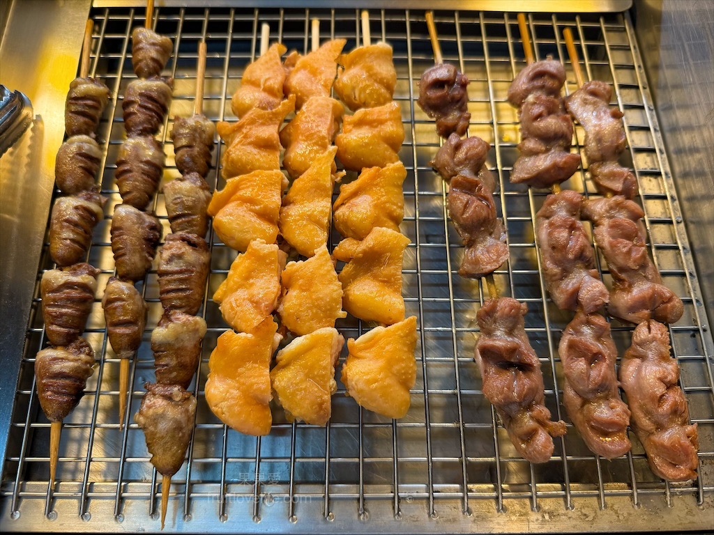 嘉佳鹹酥雞 | 南投草屯鹹酥雞，在地超人氣宵夜炸物店，炸物不油膩，還有三種風味胡椒鹽選擇 @果果愛Fruitlove