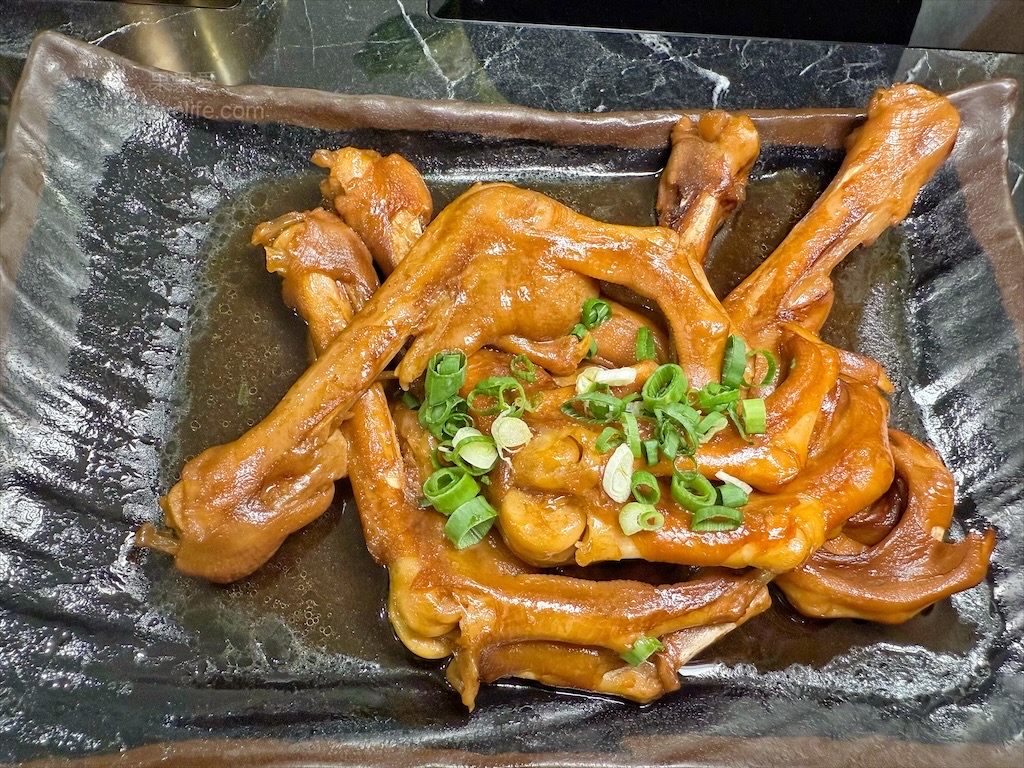 鵝与鍋虎尾總店 | 雲林虎尾鵝肉火鍋,招牌鵝白湯清香鮮甜、Q嫩鵝肉片、六宮格鮮蔬盤,多樣招牌必點小菜、主食 @果果愛Fruitlove 鵝与鍋虎尾總店 | 雲林虎尾鵝肉火鍋,招牌鵝白湯清香鮮甜、Q嫩鵝肉片、六宮格鮮蔬盤,多樣招牌必點小菜、主食 @果果愛Fruitlove