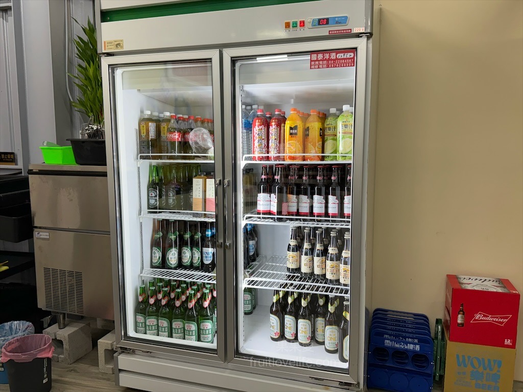 東港祿活海鮮 | 台中南區海鮮熱炒餐廳，活泰國蝦、招牌燒酒蝦、老菜脯雞湯，白飯免費吃到飽，聚餐小酌好地方 @果果愛Fruitlove