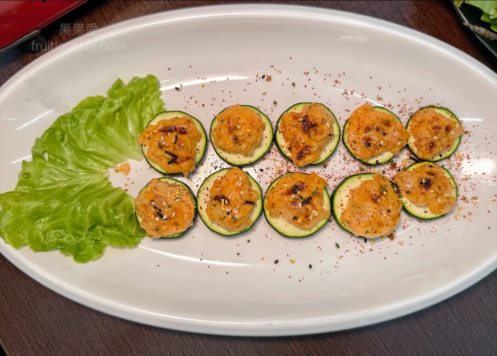 東港祿活海鮮 | 台中南區海鮮熱炒餐廳，活泰國蝦、招牌燒酒蝦、老菜脯雞湯，白飯免費吃到飽，聚餐小酌好地方 @果果愛Fruitlove