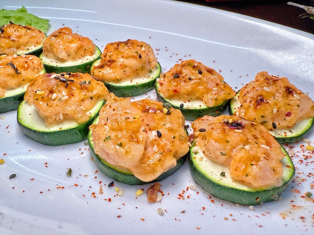 東港祿活海鮮 | 台中南區海鮮熱炒餐廳，活泰國蝦、招牌燒酒蝦、老菜脯雞湯，白飯免費吃到飽，聚餐小酌好地方 @果果愛Fruitlove