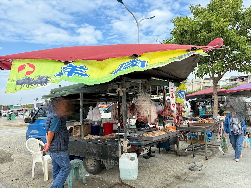 北港牛墟 | 雲林北港景點，北港百年歷史大市集，開市日超熱鬧，結合傳統市場+美食小吃，來挖寶找好貨 @果果愛Fruitlove