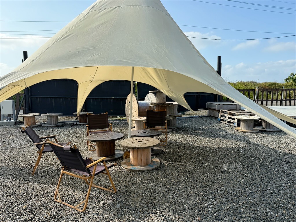 Hiwave Coffee 海味咖啡 | 嘉義布袋咖啡廳，一杯香醇咖啡，海風吹拂、悠閒環境，享受下午時光，不限時戶外咖啡廳 @果果愛Fruitlove