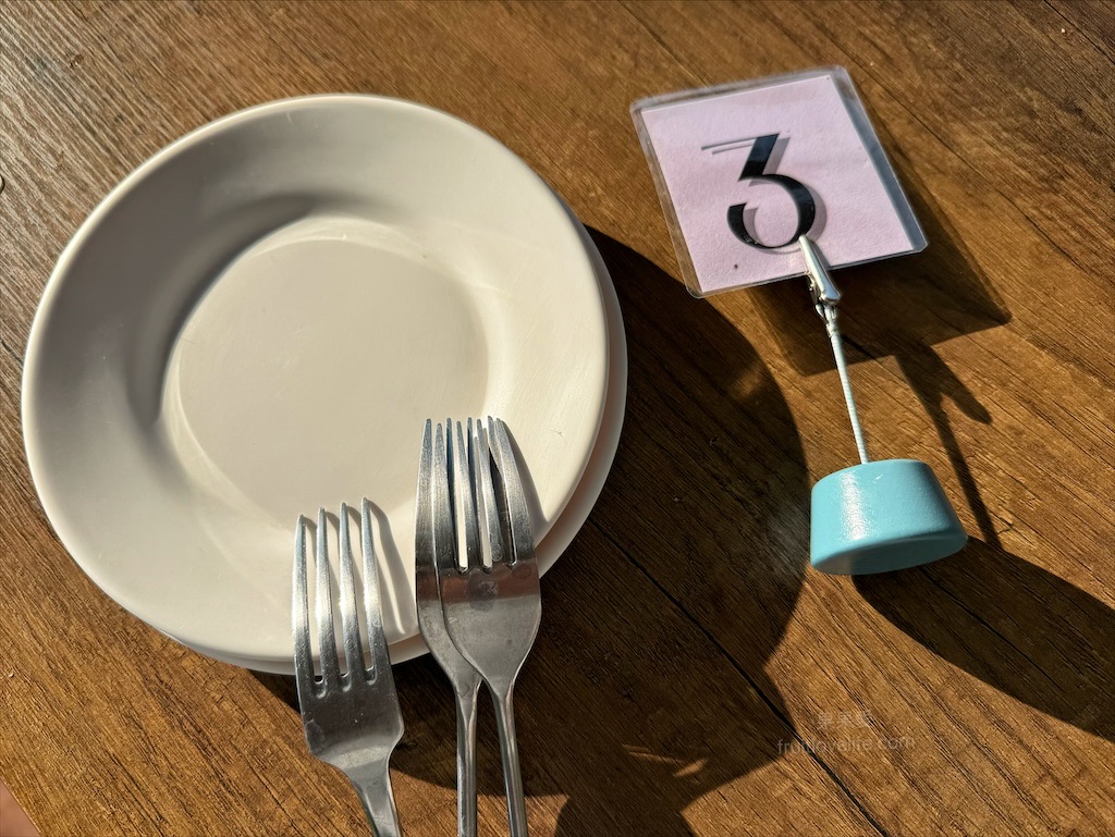 里山間美味披薩 | 南投國姓手作披薩，藏在小徑中的手作現烤pizza，環境超Chill，寵物友善，享受慢活食光 @果果愛Fruitlove