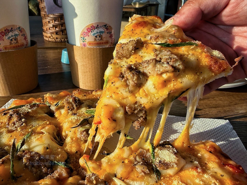 里山間美味披薩 | 南投國姓手作披薩，藏在小徑中的手作現烤pizza，環境超Chill，寵物友善，享受慢活食光 @果果愛Fruitlove