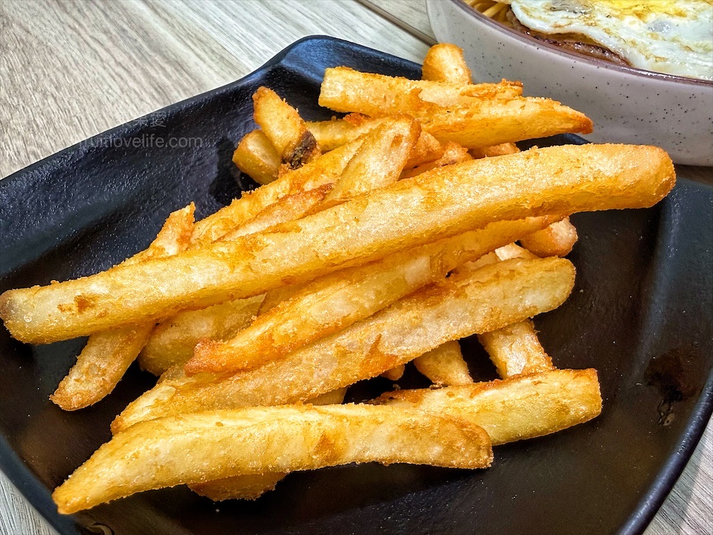 晨食盼早午餐 | 台中中區早午餐，一早可以吃到香酥的車輪餅，就在這間早午餐店裡 @果果愛Fruitlove