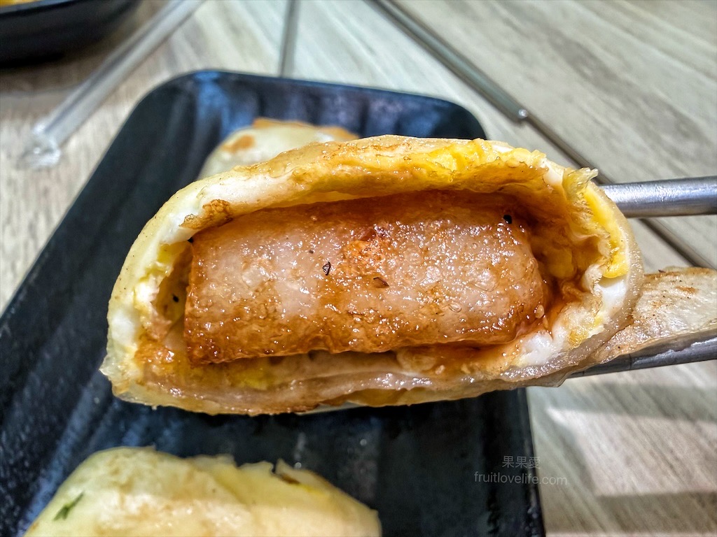 晨食盼早午餐 | 台中中區早午餐，一早可以吃到香酥的車輪餅，就在這間早午餐店裡 @果果愛Fruitlove