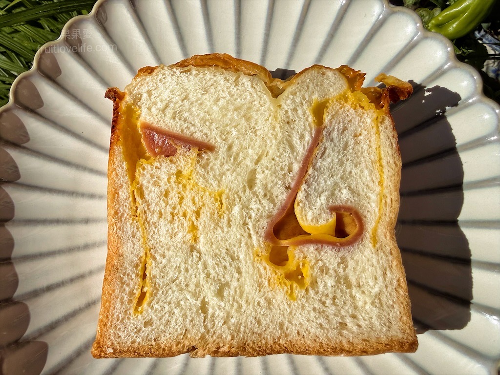 胖加烘焙-大里中興店 | 台中大里麵包蛋糕咖啡廳，當日現做新鮮烘焙，品項豐富，服務親切溫暖，不只賣麵包還有賣咖啡 @果果愛Fruitlove