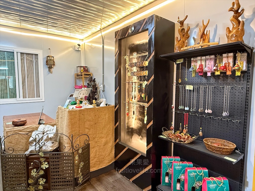 高地人莊園總店|南投咖啡廳，139縣道上的部落咖啡廳，品嚐原民風味餐與阿里山薊特色餐點，寵物友善、不限時Chill空間 @果果愛Fruitlove