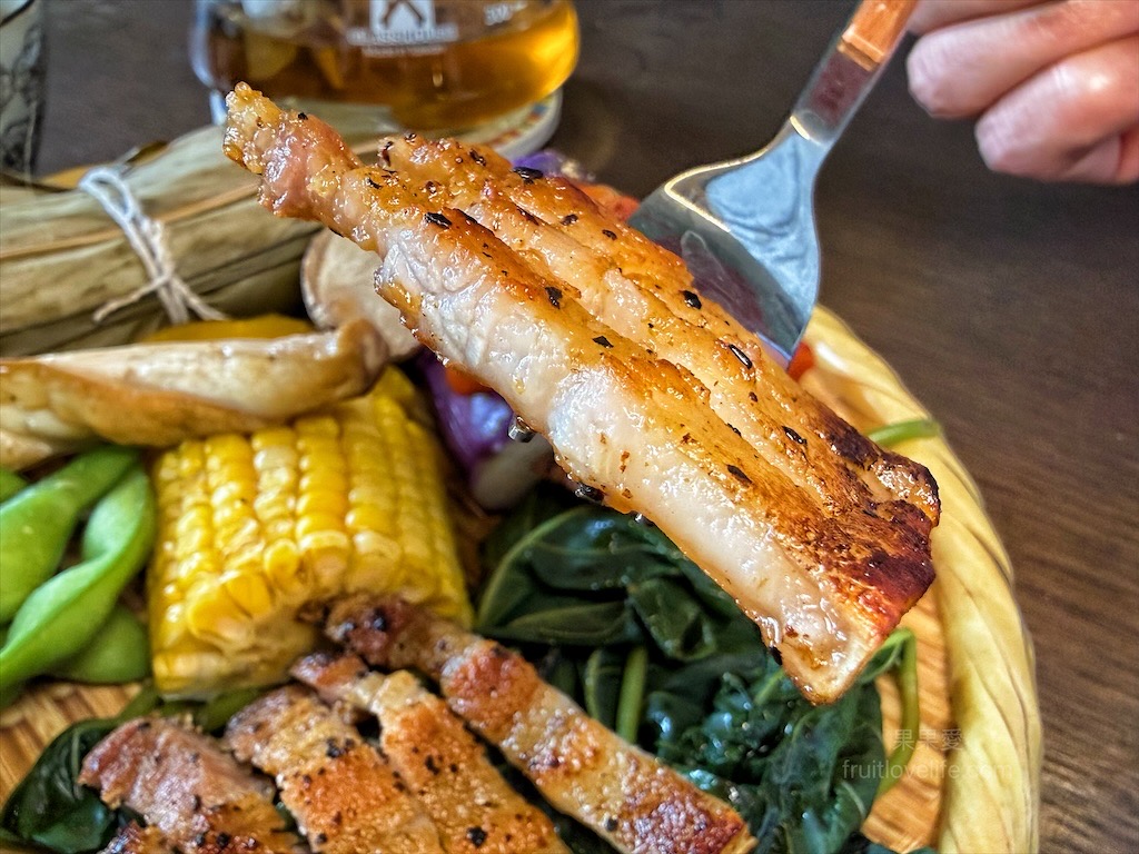 高地人莊園總店|南投咖啡廳，139縣道上的部落咖啡廳，品嚐原民風味餐與阿里山薊特色餐點，寵物友善、不限時Chill空間 @果果愛Fruitlove