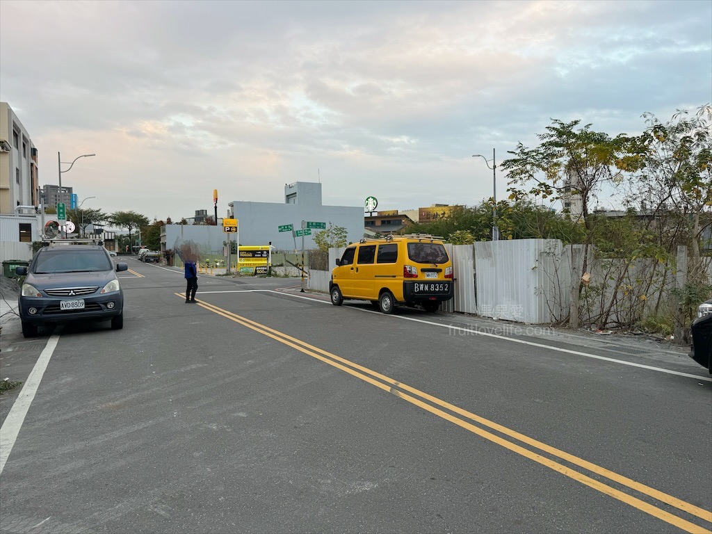 万錵同石頭火鍋|彰化埔心、員林交界的火鍋，先爆炒再煮，湯頭鮮香濃郁又回甘，必點秘製滷肉飯、手打鮮蝦滑 @果果愛Fruitlove