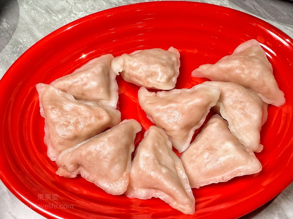 万錵同石頭火鍋|彰化埔心、員林交界的火鍋，先爆炒再煮，湯頭鮮香濃郁又回甘，必點秘製滷肉飯、手打鮮蝦滑 @果果愛Fruitlove