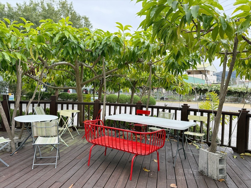 石岡水舍蝦蝦飯主題餐廳|台中石岡蝦蝦飯，沖繩蝦蝦飯在東豐自行車綠廊附近就可以吃到囉! @果果愛Fruitlove