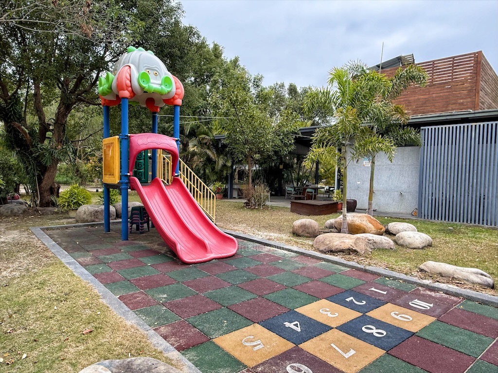 石岡水舍蝦蝦飯主題餐廳|台中石岡蝦蝦飯，沖繩蝦蝦飯在東豐自行車綠廊附近就可以吃到囉! @果果愛Fruitlove