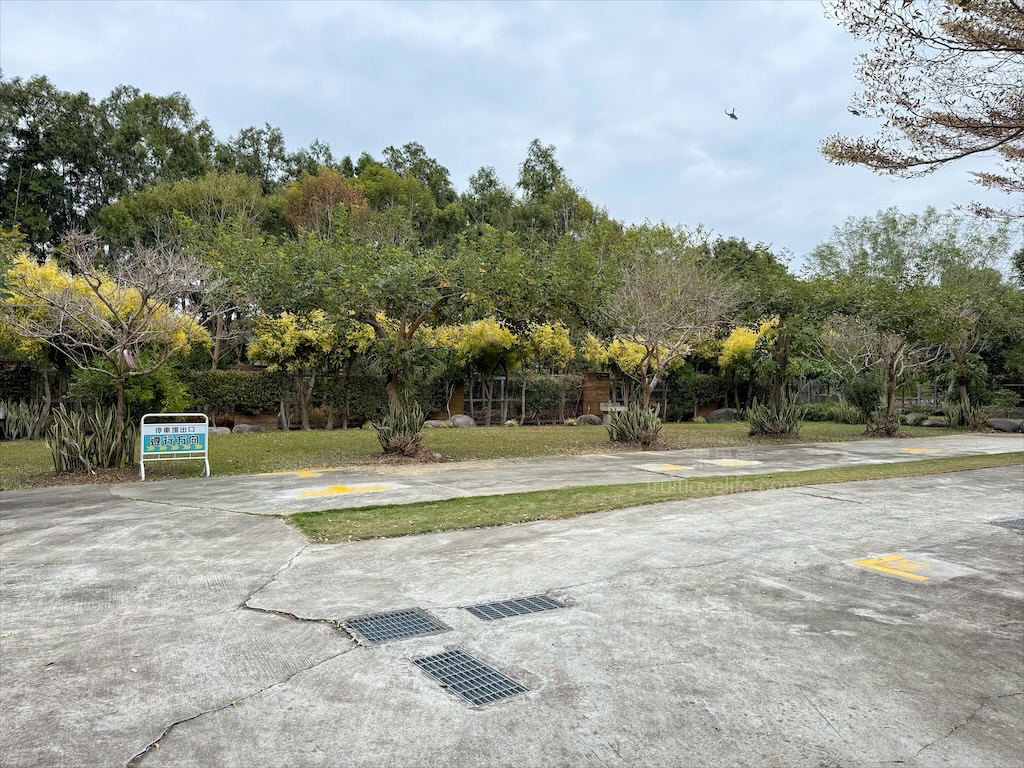 石岡水舍蝦蝦飯主題餐廳|台中石岡蝦蝦飯，沖繩蝦蝦飯在東豐自行車綠廊附近就可以吃到囉! @果果愛Fruitlove