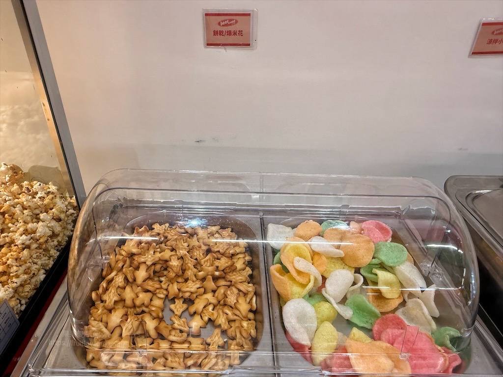 小牛室北屯軍功店 |台中北屯牛排，平價排餐、手工披薩+自助吧吃到飽，排餐裡麵條可吃飽 @果果愛Fruitlove