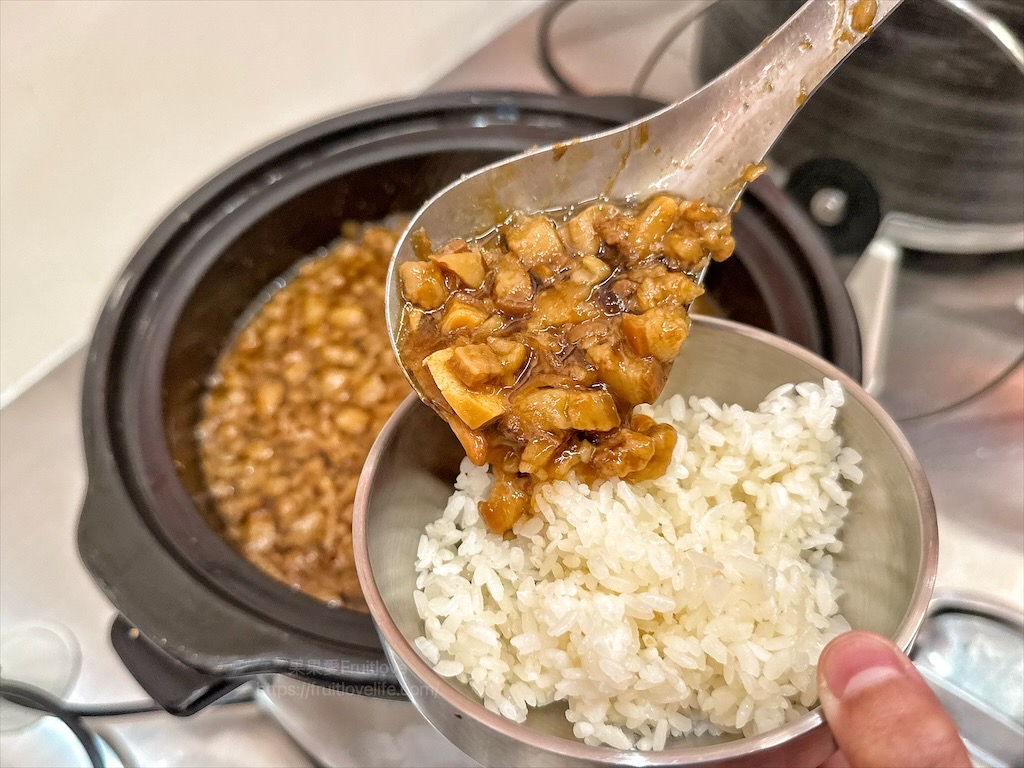 小牛室北屯軍功店 |台中北屯牛排，平價排餐、手工披薩+自助吧吃到飽，排餐裡麵條可吃飽 @果果愛Fruitlove