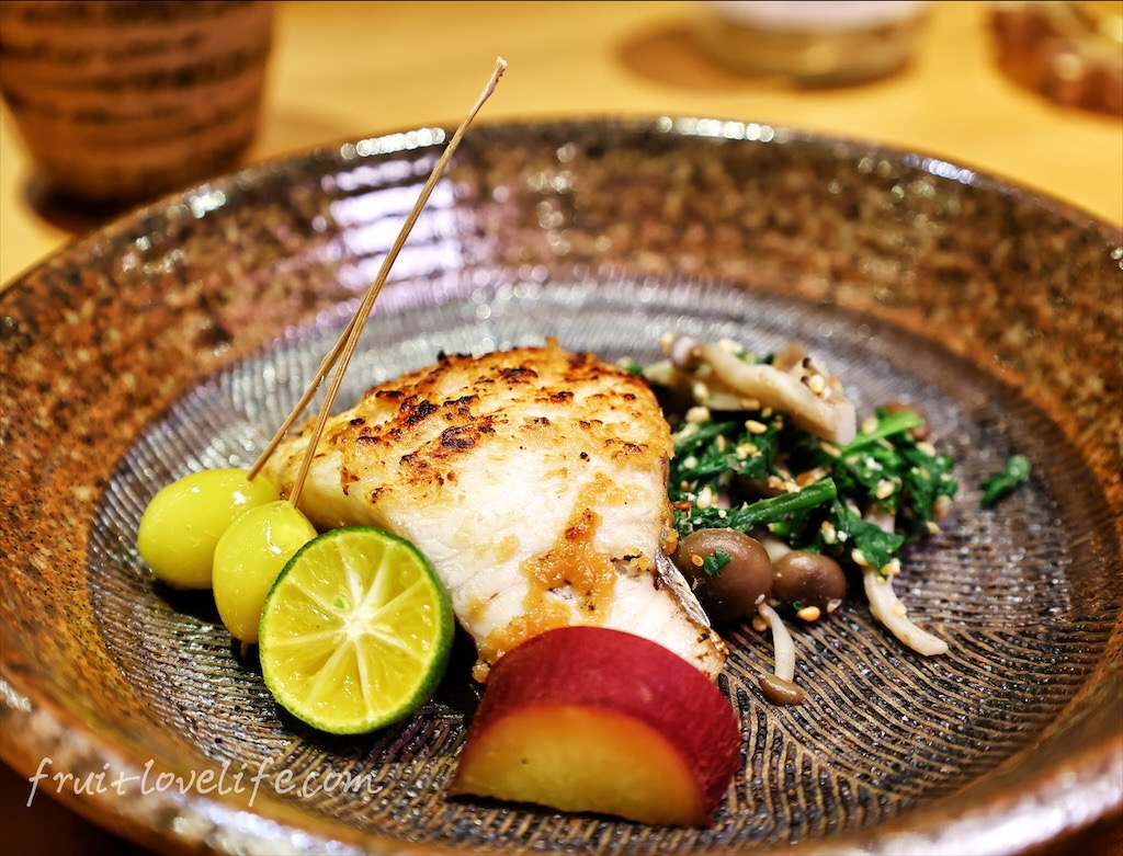 海浪壽司|台中北屯日式料理,別墅裡的板前無菜單料理,來一場味覺和視覺的雙重饗宴 @果果愛Fruitlove 海浪壽司|台中北屯日式料理,別墅裡的板前無菜單料理,來一場味覺和視覺的雙重饗宴 @果果愛Fruitlove