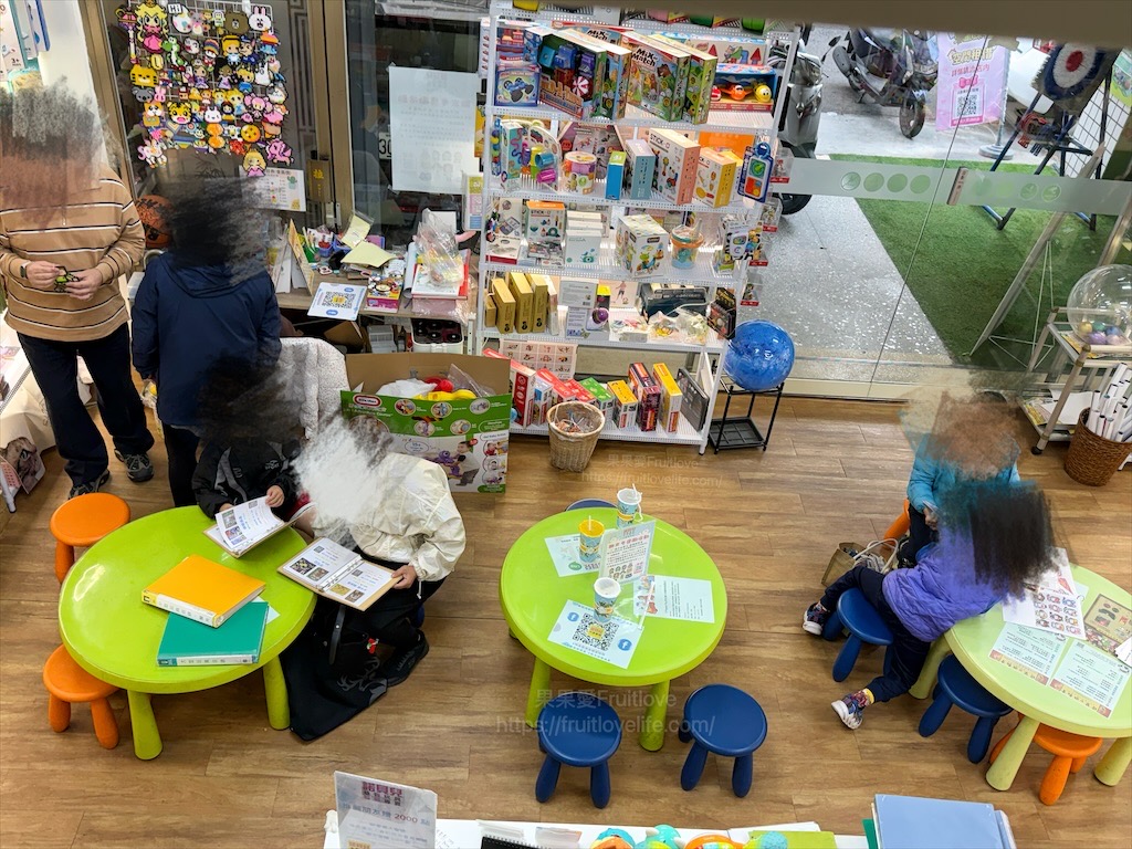 諾貝兒益智玩具大里東明門市|台中大里玩具租借，從嬰兒到大人可以玩的玩具、桌遊都有，品項豐富，也有switch 可以租借 @果果愛Fruitlove