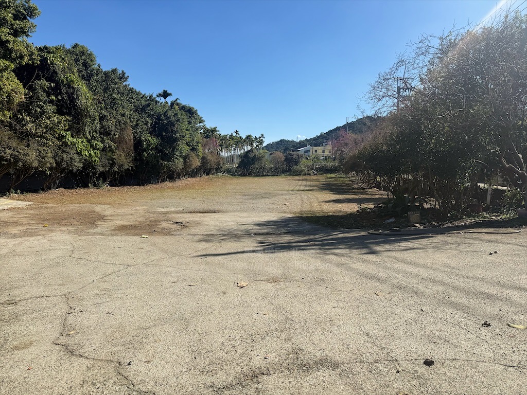 菇神新社店X阿亮香菇園|台中新社半日遊，米其林和必比登推薦火鍋，還有多樣功夫菜，親子採菇趣、寵物友善 @果果愛Fruitlove