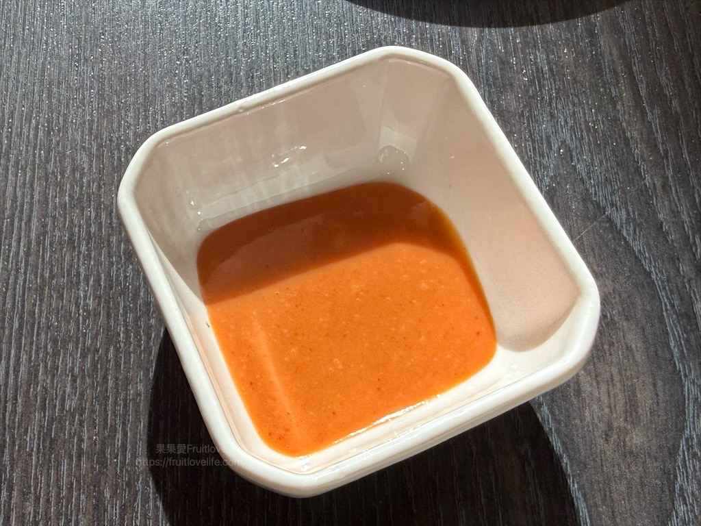 菇神新社店X阿亮香菇園|台中新社半日遊，米其林和必比登推薦火鍋，還有多樣功夫菜，親子採菇趣、寵物友善 @果果愛Fruitlove