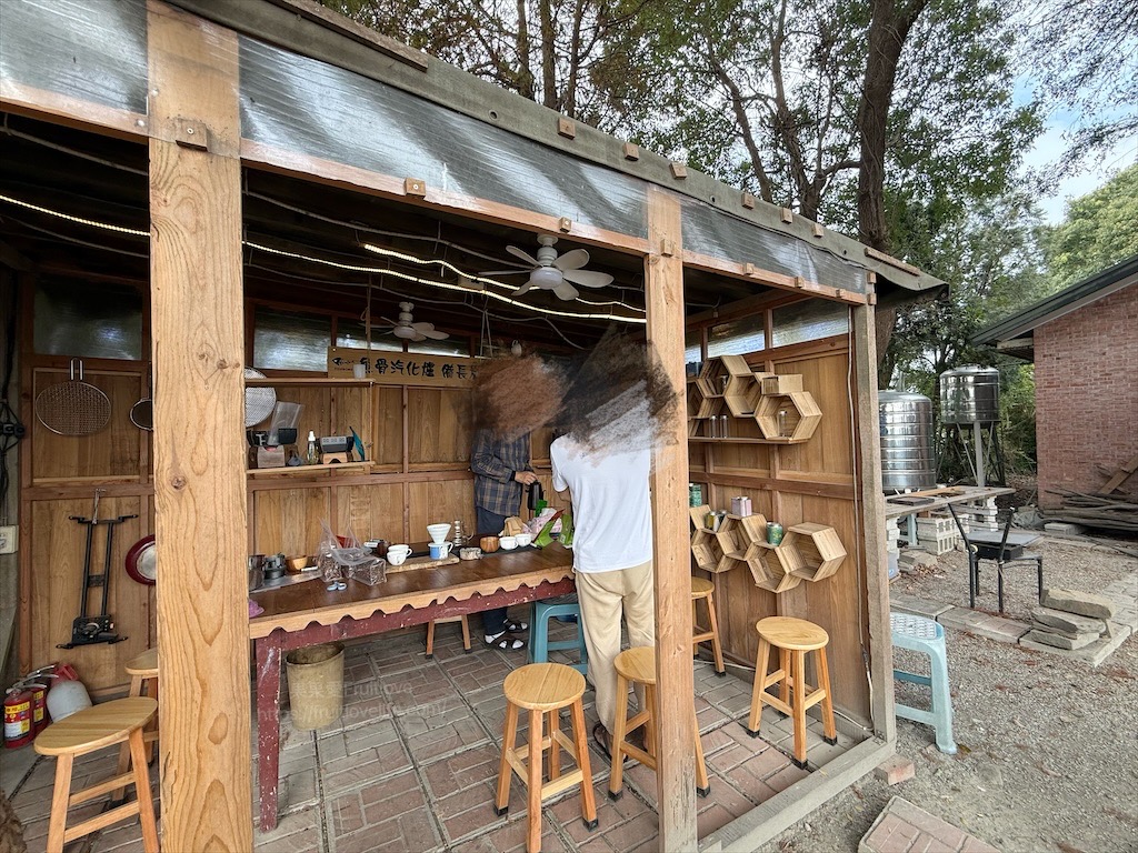 魚骨魔法森林|彰化二林咖啡,很隱密的咖啡工作室,使用備長炭直火烘焙咖啡豆,富有層次豆香,好喝又順口 @果果愛Fruitlove 魚骨魔法森林|彰化二林咖啡,很隱密的咖啡工作室,使用備長炭直火烘焙咖啡豆,富有層次豆香,好喝又順口 @果果愛Fruitlove