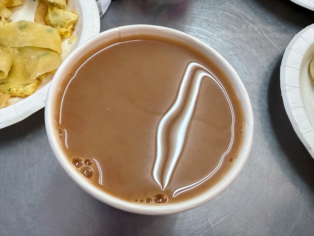 振興路湯包|台中東區早餐推薦，手工現包多汁湯包，只要銅板價，必訪人氣排隊早餐店 @果果愛Fruitlove