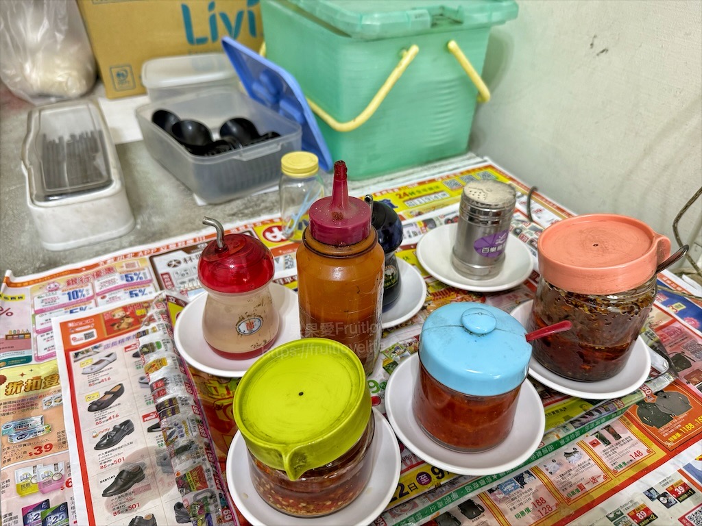 忠珍溫州大餛飩-中清店|台中西屯小吃，巷弄裡的大餛飩，大顆飽滿，內餡鮮甜，綠美圖/會展中心附近美食推薦 @果果愛Fruitlove