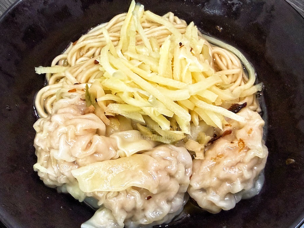 忠珍溫州大餛飩-中清店|台中西屯小吃,巷弄裡的大餛飩,大顆飽滿,內餡鮮甜,綠美圖/會展中心附近美食推薦 @果果愛Fruitlove 忠珍溫州大餛飩-中清店|台中西屯小吃,巷弄裡的大餛飩,大顆飽滿,內餡鮮甜,綠美圖/會展中心附近美食推薦 @果果愛Fruitlove