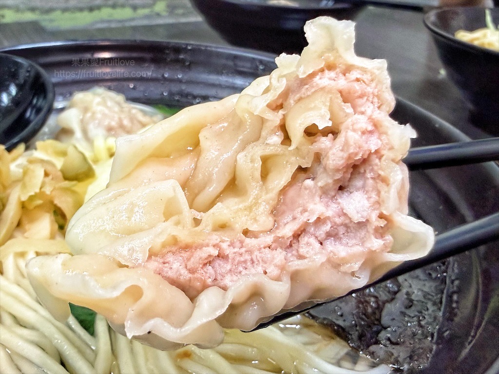 忠珍溫州大餛飩-中清店|台中西屯小吃,巷弄裡的大餛飩,大顆飽滿,內餡鮮甜,綠美圖/會展中心附近美食推薦 @果果愛Fruitlove 忠珍溫州大餛飩-中清店|台中西屯小吃,巷弄裡的大餛飩,大顆飽滿,內餡鮮甜,綠美圖/會展中心附近美食推薦 @果果愛Fruitlove