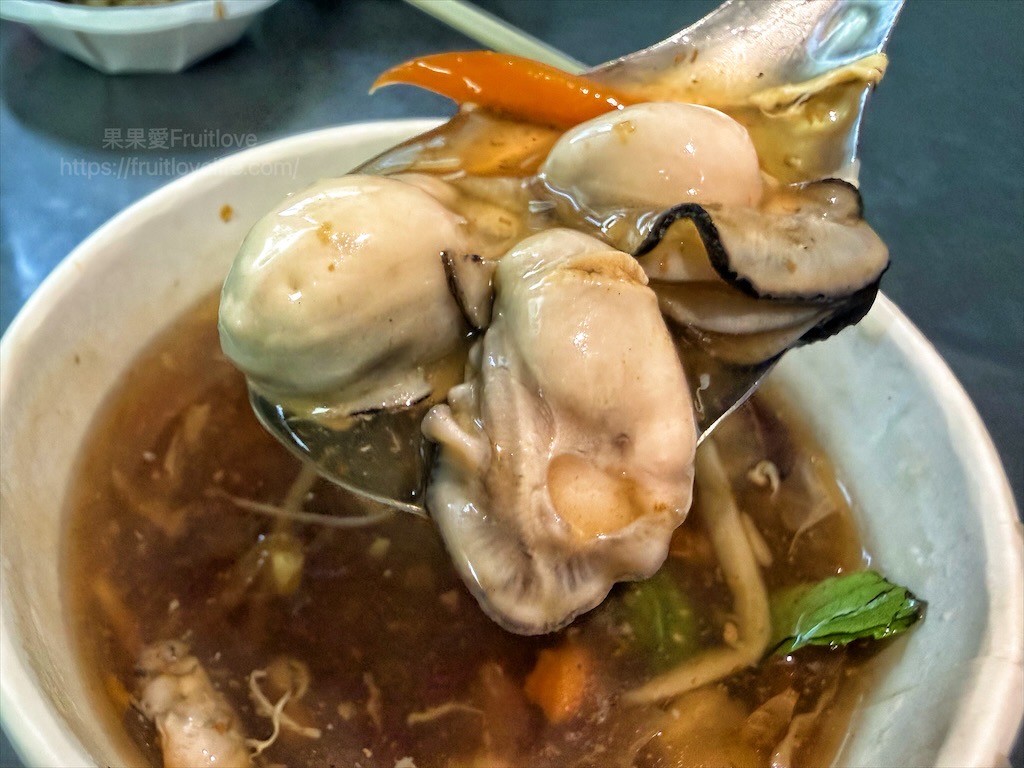 阿騰米糕|台中清水米糕，藏身在紫雲巖附近的鐵皮屋老店，這Q軟米糕吃完一個會想要再來一個 @果果愛Fruitlove