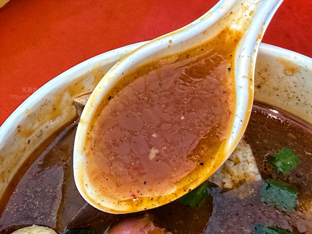 大肚山龍井自強夜市|台中龍井夜市，週三、週六限定夜市，夜市不大，卻有許多排隊美食小吃 @果果愛Fruitlove