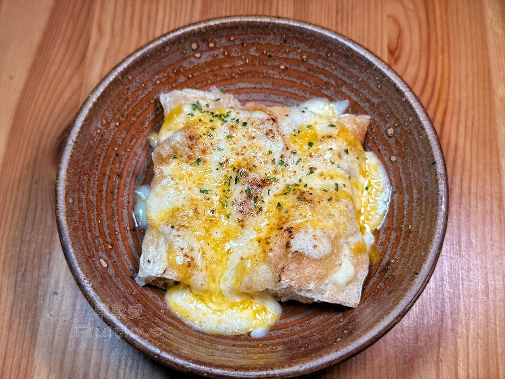 台中西屯｜山終小鄰義大利麵：逢甲巷弄深夜微醺食堂，義大利麵份量多又好吃，八種口味可以挑選 @果果愛Fruitlove