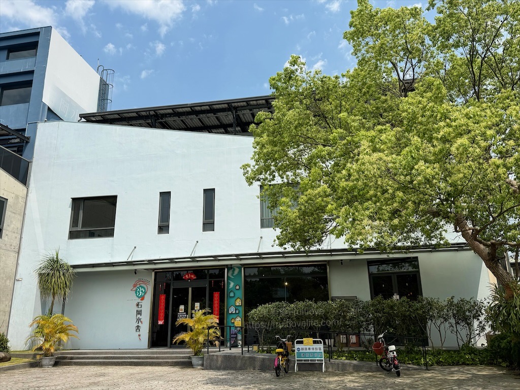 石岡水舍蝦蝦飯主題餐廳|台中石岡蝦蝦飯，沖繩蝦蝦飯在東豐自行車綠廊附近就可以吃到囉! @果果愛Fruitlove