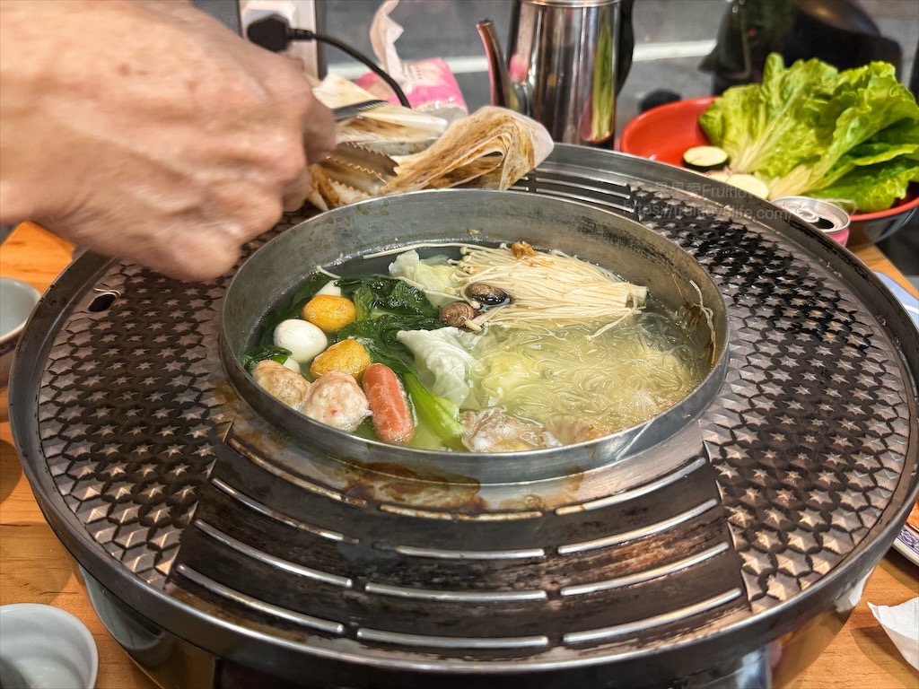 99泰式燒烤火鍋|台中霧峰火鍋、燒烤吃到飽,火烤兩吃吃到飽免服務費,泰式醃肉清爽嫩口,聚餐推薦 @果果愛Fruitlove 99泰式燒烤火鍋|台中霧峰火鍋、燒烤吃到飽,火烤兩吃吃到飽免服務費,泰式醃肉清爽嫩口,聚餐推薦 @果果愛Fruitlove