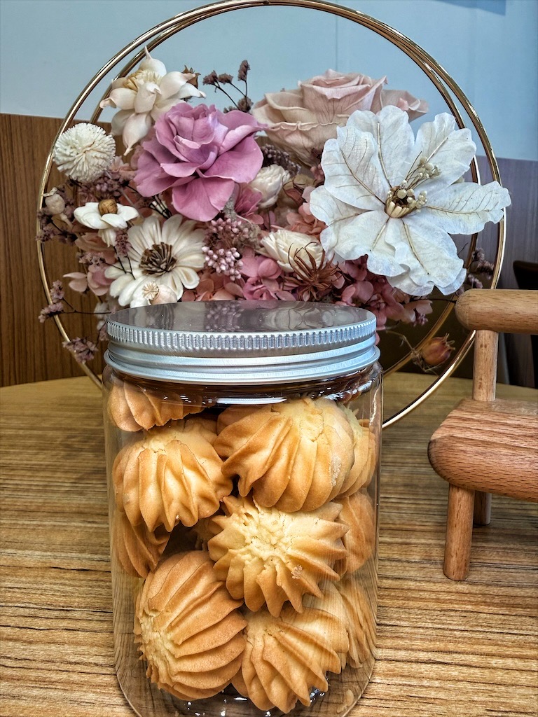 田佈妮|台中潭子甜點店，不只有手工甜點蛋糕、點心，還有天然發酵麵包與咖啡，從早餐到下午茶都可以品嚐到 @果果愛Fruitlove