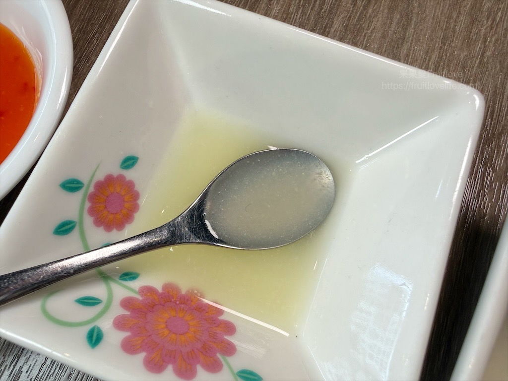 一饌泰式燒烤火鍋|台中北屯泰式燒烤火鍋，獨家泰式醬料，道地泰式火鍋、銅盤烤肉，自助吧吃到飽，好吃又美味 @果果愛Fruitlove