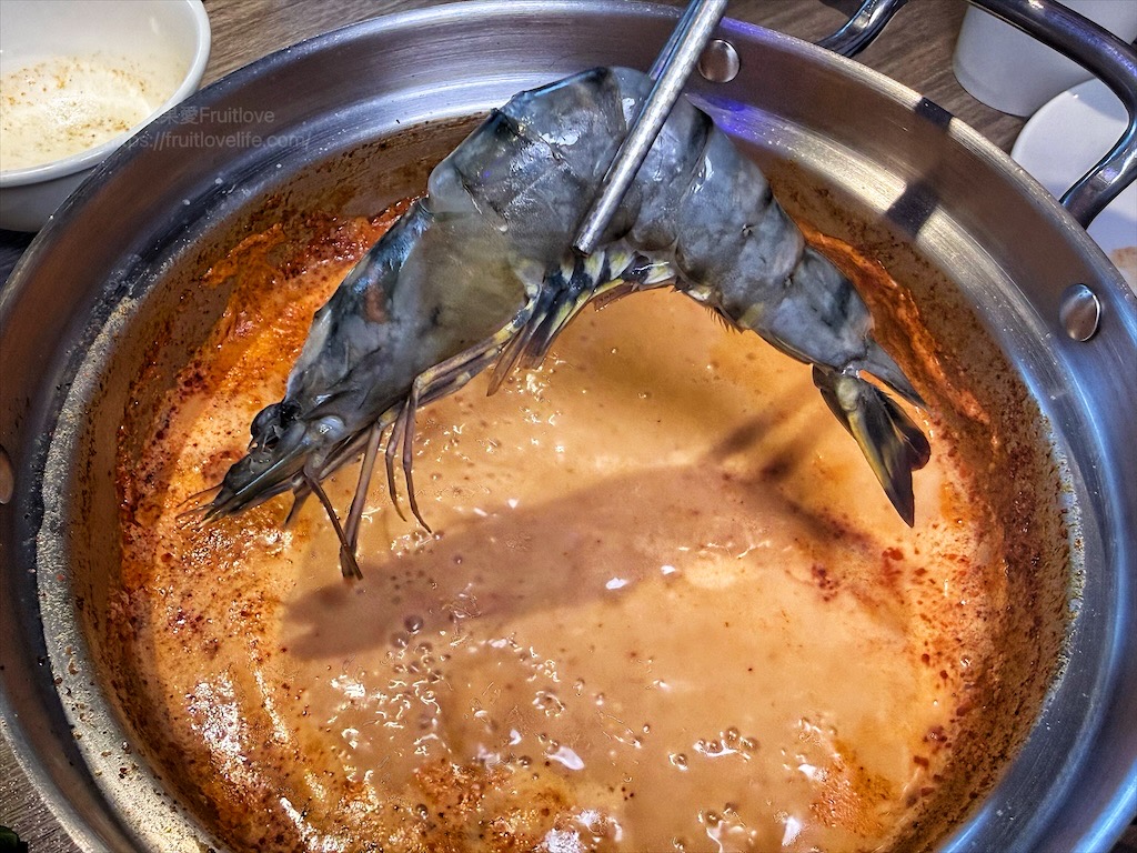 一饌泰式燒烤火鍋|台中北屯泰式燒烤火鍋，獨家泰式醬料，道地泰式火鍋、銅盤烤肉，自助吧吃到飽，好吃又美味 @果果愛Fruitlove