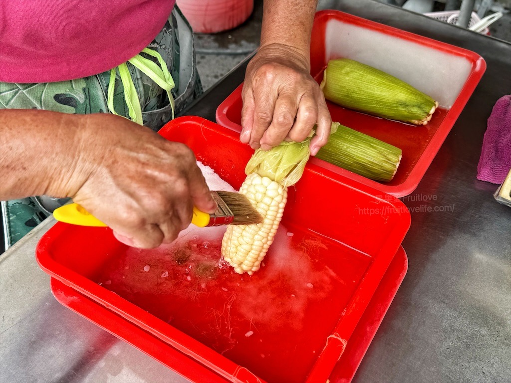 林內三三焢番薯、玉米|雲林林內古早味小吃，路過不能錯過的蜜地瓜和水煮玉米 @果果愛Fruitlove