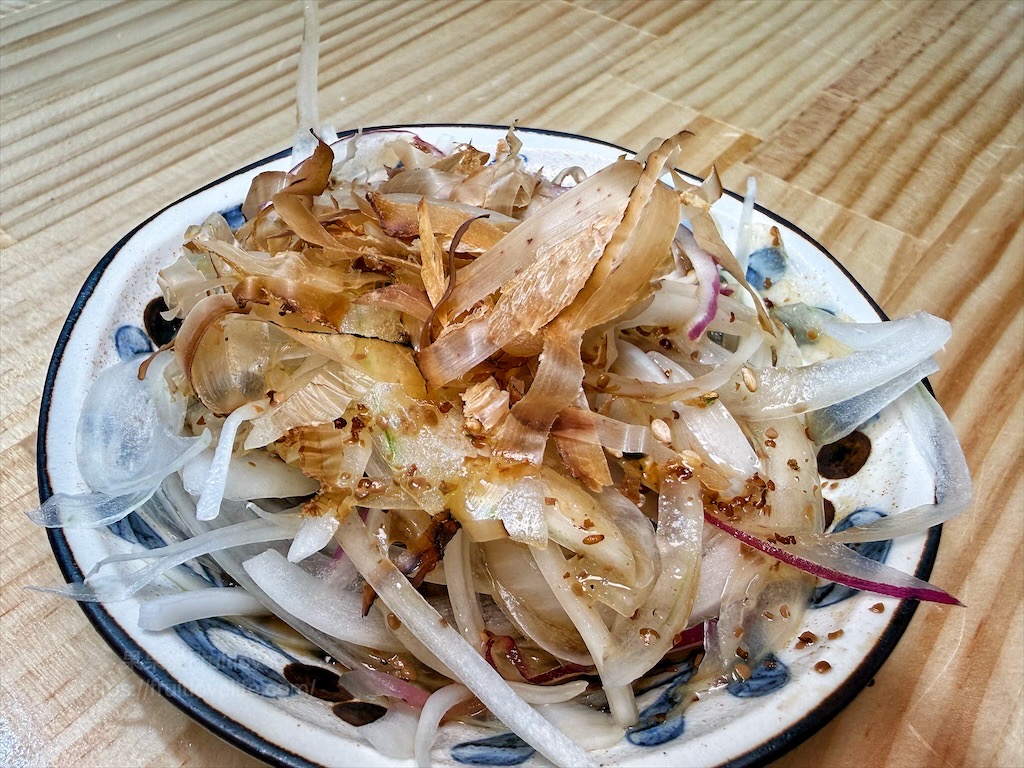 喬八丼飯|台中大里平價日本料理，生熟丼、刺身、炸烤物，無低消續飯湯吃到飽、壽星送生魚片蛋糕，寵物友善 @果果愛Fruitlove