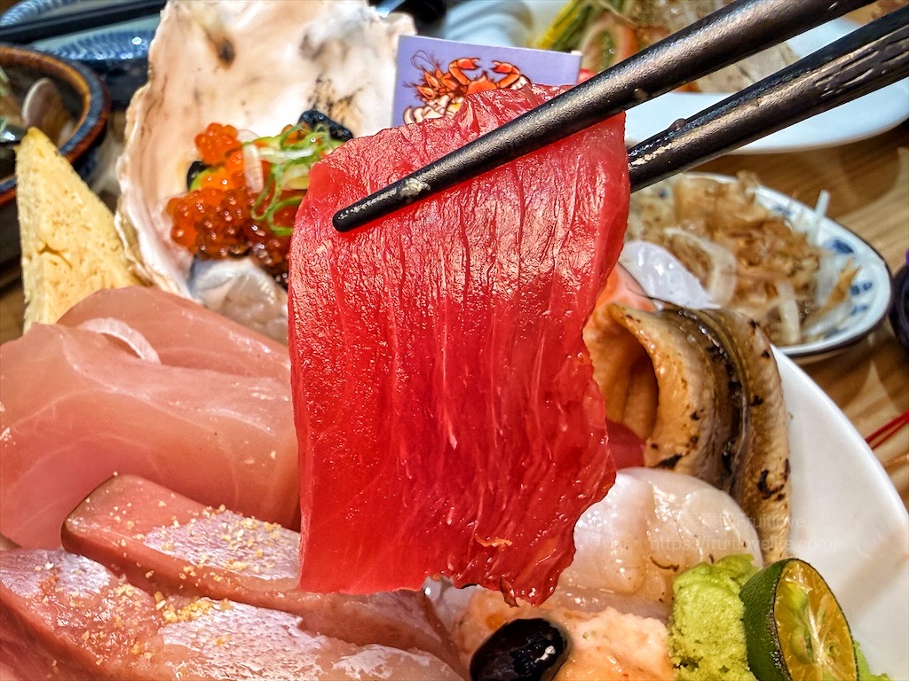 喬八丼飯|台中大里平價日本料理，生熟丼、刺身、炸烤物，無低消續飯湯吃到飽、壽星送生魚片蛋糕，寵物友善 @果果愛Fruitlove