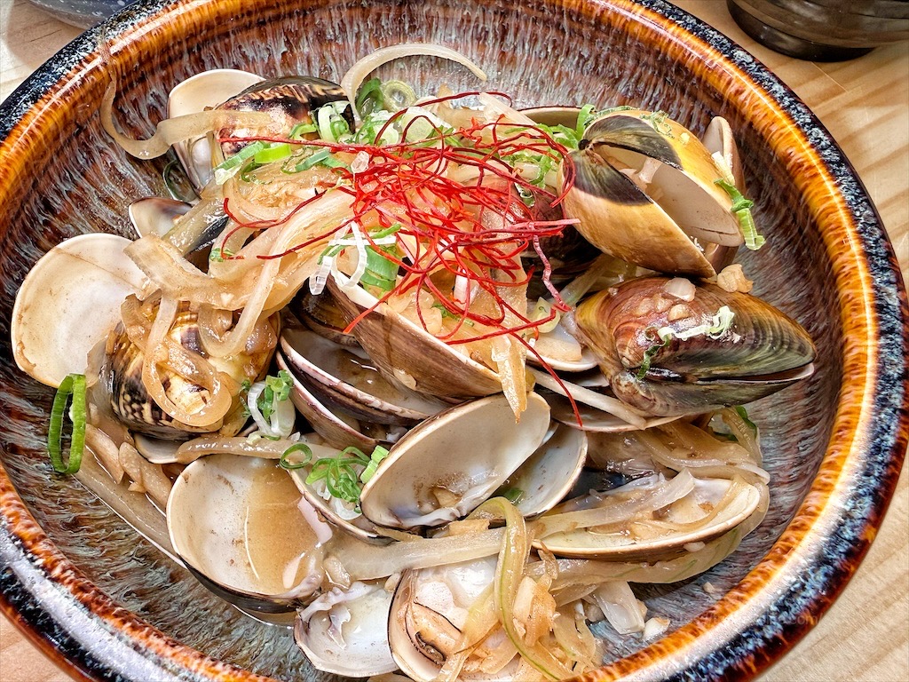 喬八丼飯|台中大里平價日本料理，生熟丼、刺身、炸烤物，無低消續飯湯吃到飽、壽星送生魚片蛋糕，寵物友善 @果果愛Fruitlove