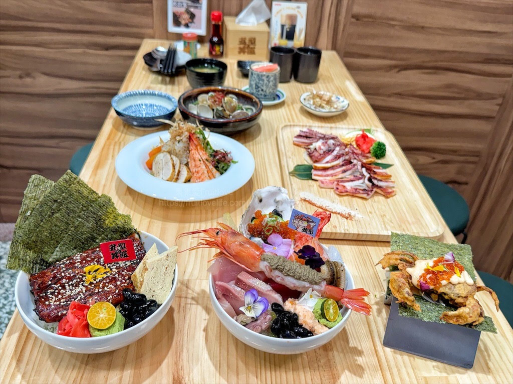 喬八丼飯|台中大里平價日本料理，生熟丼、刺身、炸烤物，無低消續飯湯吃到飽、壽星送生魚片蛋糕，寵物友善 @果果愛Fruitlove